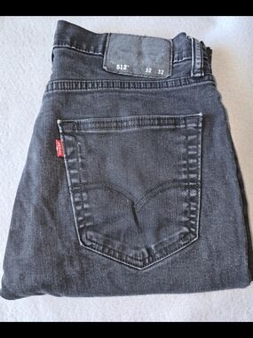 Levi's 512 Slim Taper Jeans in Black - Men